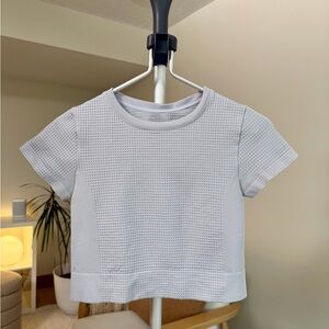 Women’s | All In Motion Waffle Crop Tee | Athletic Crop Top | Size Medium